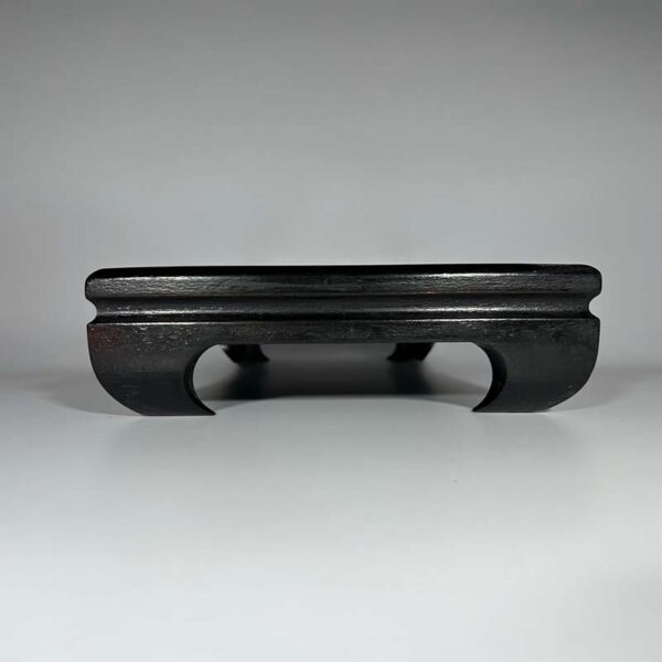 Mesa para exposição de bonsais médios e grandes