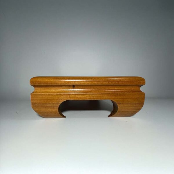 mesa expositora de bonsai pequena